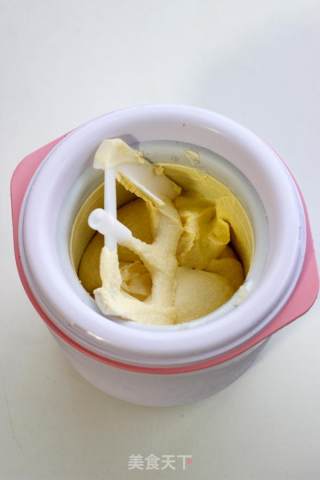 【蜂蜜冰淇淋】夏日养颜美容的冰品的做法步骤：8