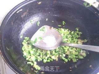 香芹爆炒虾的做法步骤：7