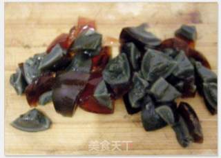皮蛋瘦肉粥的详细做法的做法步骤：2