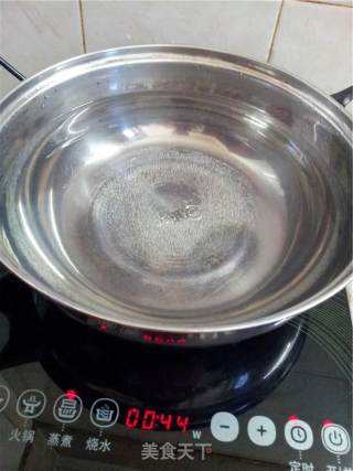 南瓜排骨汤的做法步骤：3