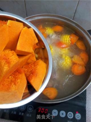 南瓜排骨汤的做法步骤：8