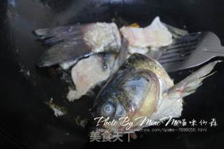 鱼头豆腐汤的做法步骤：3