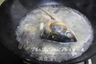鱼头豆腐汤的做法步骤：4