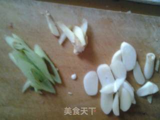 东北地三鲜的做法步骤：3