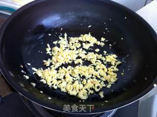 西葫芦韭菜盒子的做法步骤：1