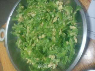 苦瓜炒蛋的做法步骤：3