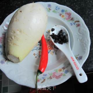 豉香白萝卜丝的做法步骤：1