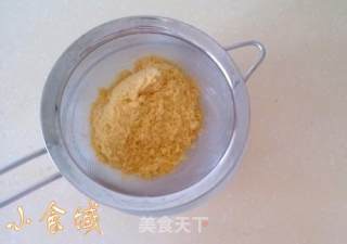 超简单的夏日甜品--木糠蛋糕杯的做法步骤：2