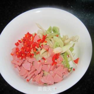 凉拌火腿榨菜丝的做法步骤：3