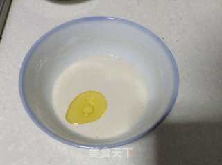 芝麻葡萄干蛋卷的做法步骤：4