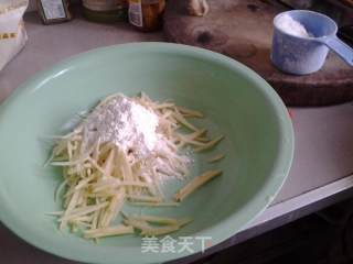 陕北名小吃：洋芋擦擦的做法步骤：4