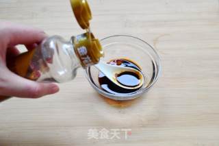 百合梅酱煎鸡翅的做法步骤：7