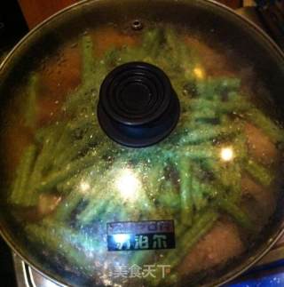 中翅焖豆角的做法步骤：5