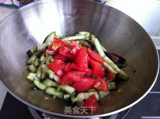 西红柿炖茄子的做法步骤：6