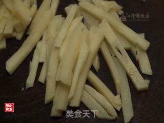 干贝蒸笋丝：鲜得眉毛掉的做法步骤：1