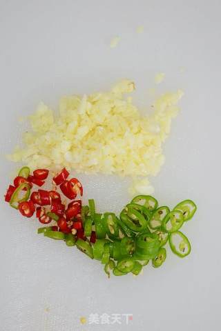 【凉拌龙须菜】--适合夏日食用的海藻王的做法步骤：2
