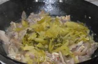 咸菜焖猪耳的做法步骤：6