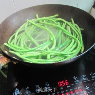 晒干豆角的做法步骤：3