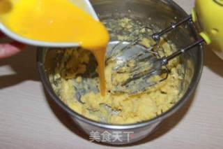奶香芝麻蛋糕的做法步骤：2
