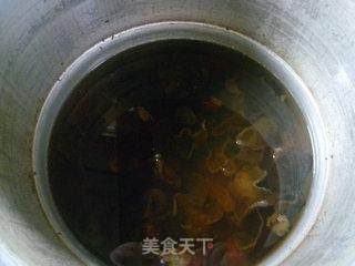 红枣黑木耳汤的做法步骤：9