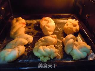 依然学烘焙--椰蓉面包的做法步骤：12