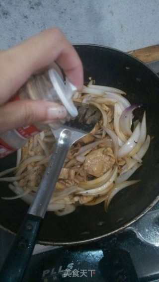 洋葱小炒肉的做法步骤：7
