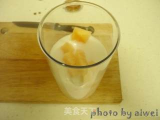 蜜瓜椰汁龟苓膏的做法步骤：4