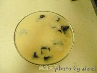 蜜瓜椰汁龟苓膏的做法步骤：7