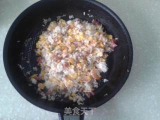 虾仁火腿蛋炒饭的做法步骤：6