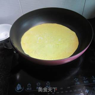 无油南瓜泥蛋卷的做法步骤：6