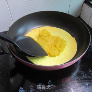 无油南瓜泥蛋卷的做法步骤：8