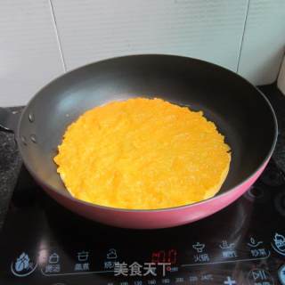 无油南瓜泥蛋卷的做法步骤：9