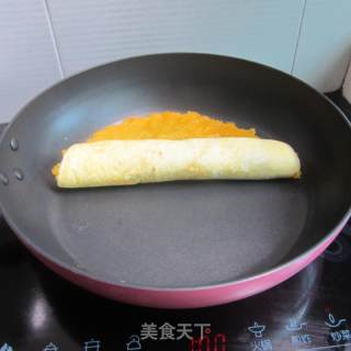 无油南瓜泥蛋卷的做法步骤：10