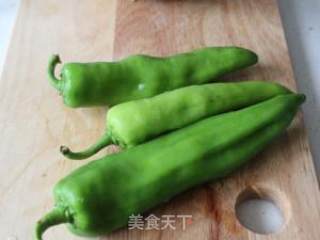 煎酿辣椒的做法步骤：3