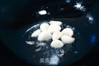 无人可抗拒的啤酒鸡翅的做法步骤：1