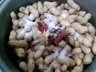 水煮花生的做法步骤：2