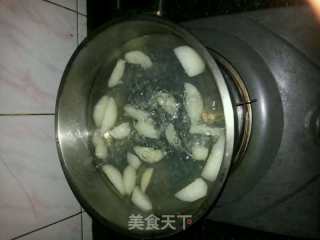 银耳莲子羹的做法步骤：3