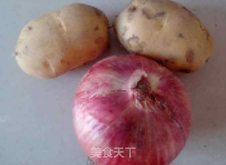 洋葱土豆丝的做法步骤：1