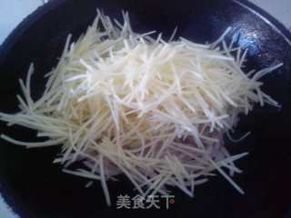 洋葱土豆丝的做法步骤：4