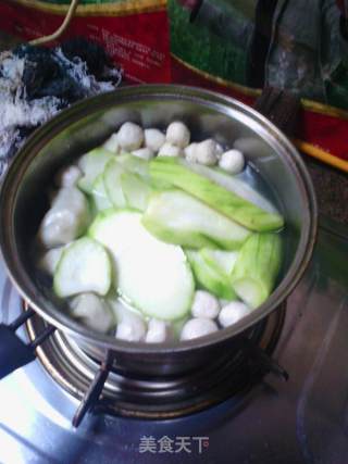 水饺丝瓜汤的做法步骤：4
