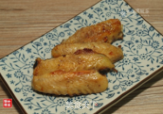 原汁原味的盐煎鸡翅的做法步骤：6