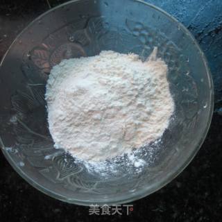 奶香红萝卜丝煎饼的做法步骤：2