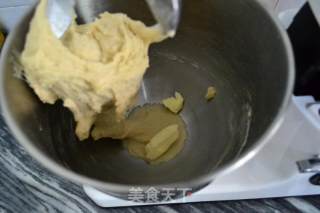 【炼奶椰蓉小面包】奶香浓郁的南洋风味小餐包的做法步骤：5
