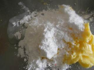 【果酱椰丝饼】迷人的颜色 诱人的味道的做法步骤：1