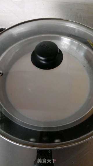绿豆沙冰皮月饼的做法步骤：4