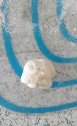 绿豆沙冰皮月饼的做法步骤：10