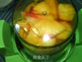 黄桃慕斯杯的做法步骤：2