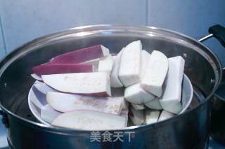 健康无油腻的蒜汁茄子的做法步骤：2