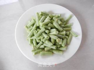 酱焖豆角茄子的做法步骤：3