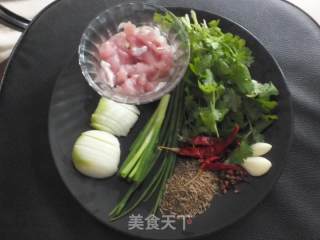 一个人的晚餐-孜然嫩肉盖饭的做法步骤：1